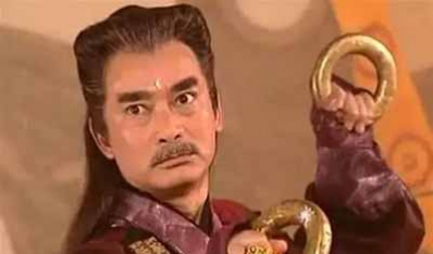 第〇一回　丹桂飘香　宛转娇啼玉女泪　冰魄初圆　仗义挥掌豪士心