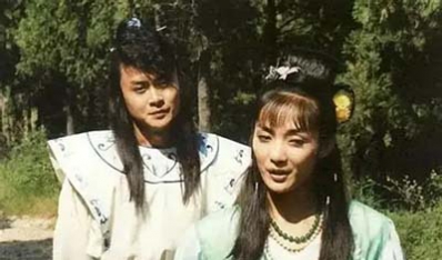 第一章　情海启祸端　柳堤旁袭亡